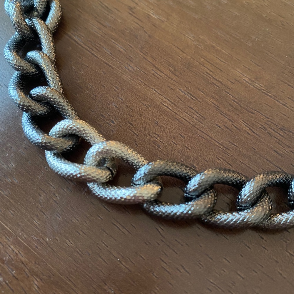 Park Lane LINKED IN necklace. - Picture 2 of 3